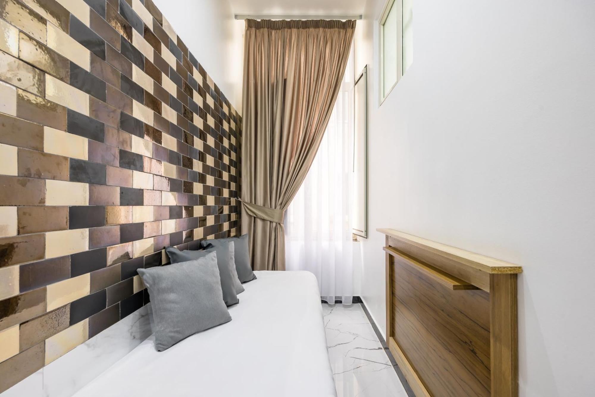Bella Hotel 3*