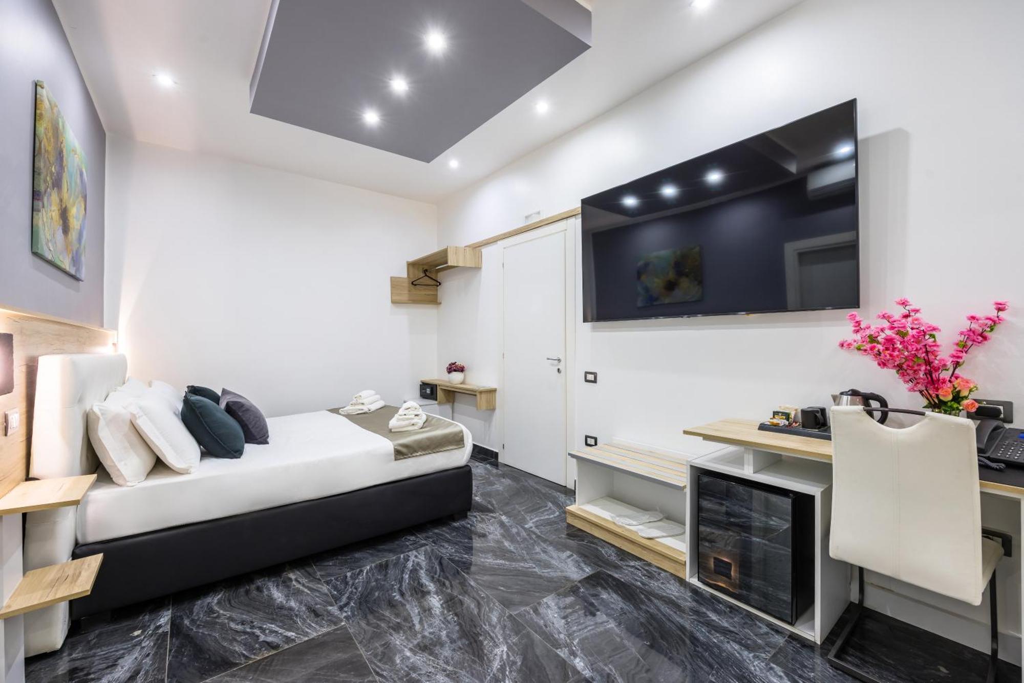 Bella Hotel