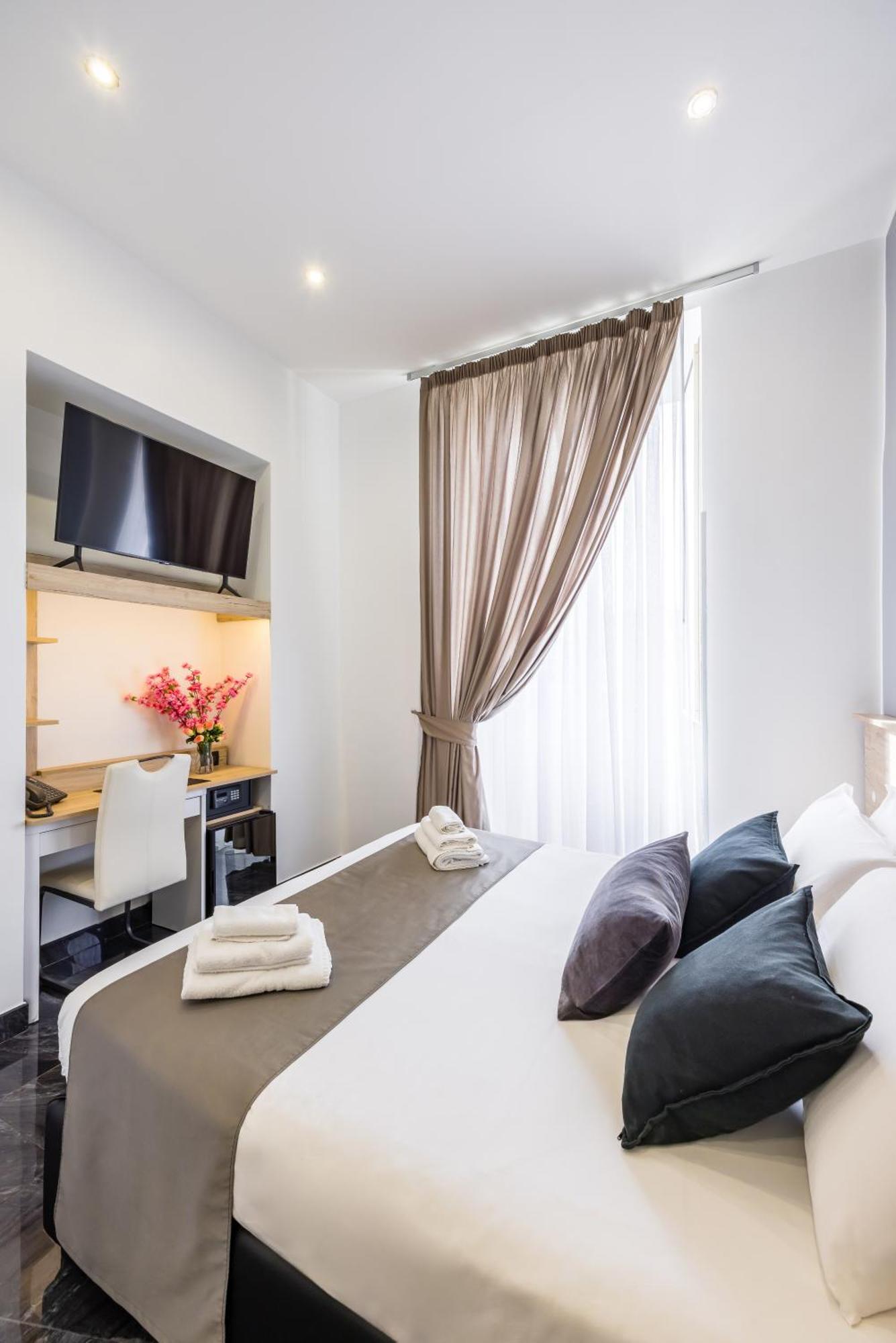 Hotel Bella 3*